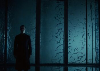 Creepypastas: O reflexo que não era meu